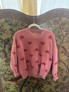 Adorable Pink Heart Pattern Crewneck Sweater